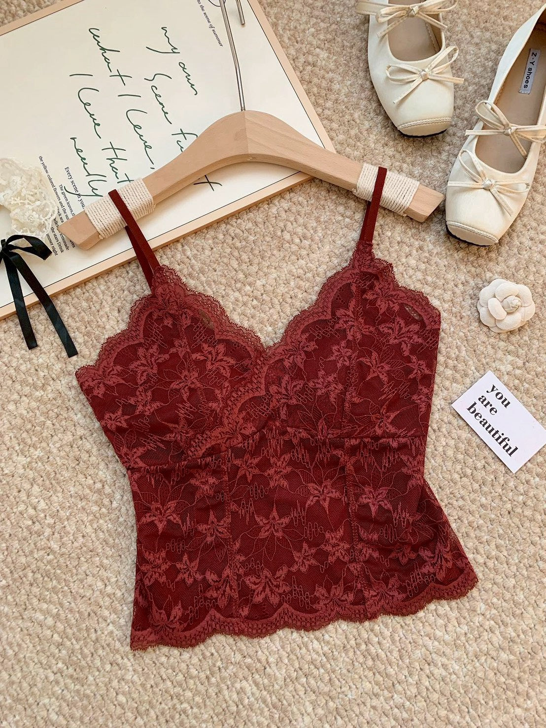 BT003 秋風蕾絲小可愛 火辣紅 M~XL