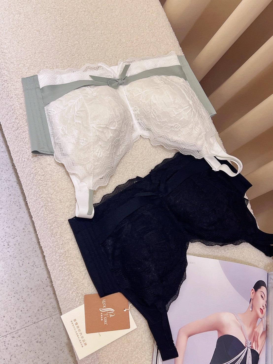夢語 超薄乳膠大罩杯內衣 C~J杯 性感黑