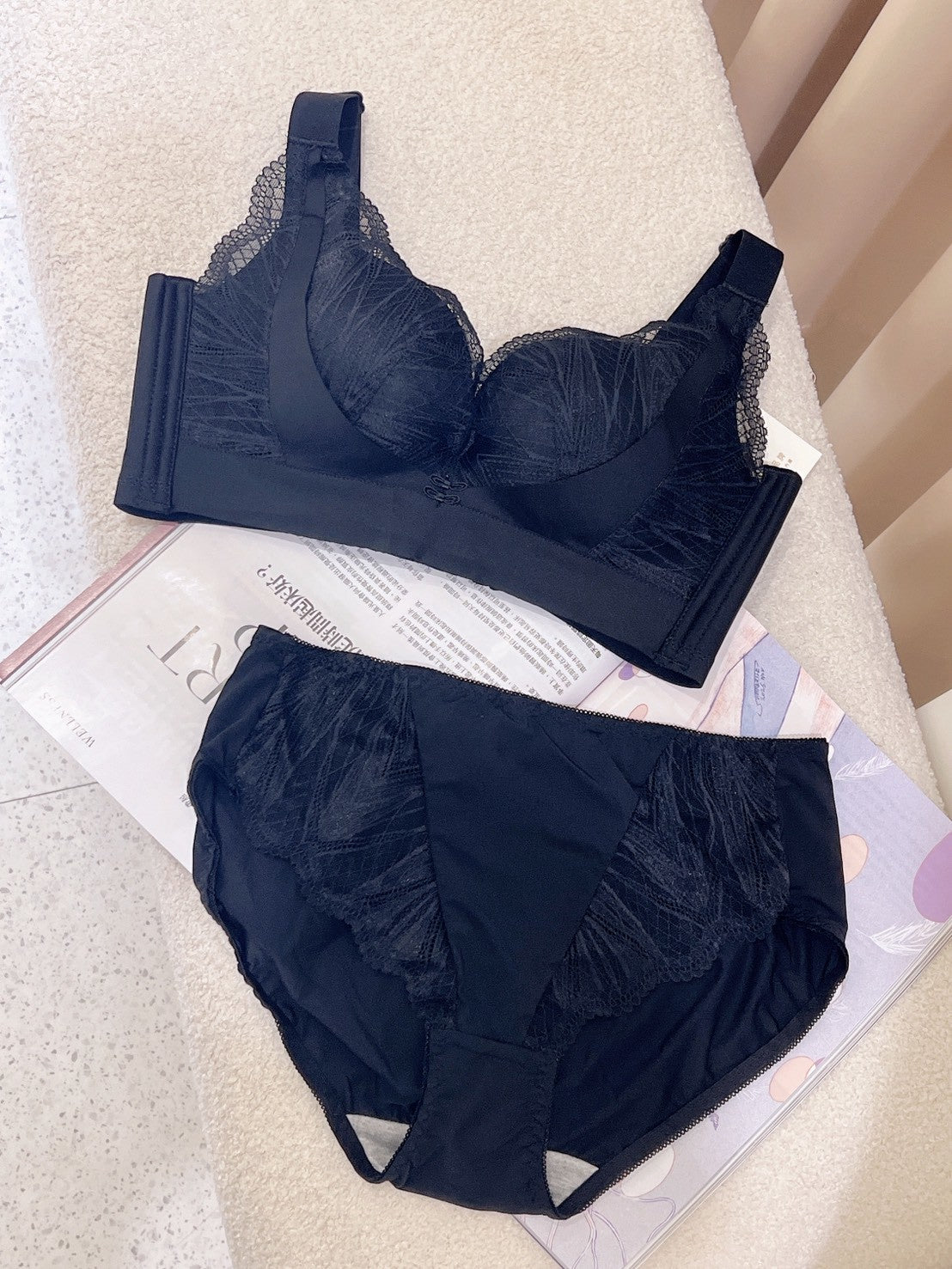 薇露 乳膠杯優惠套裝內衣 B~D杯 性感黑