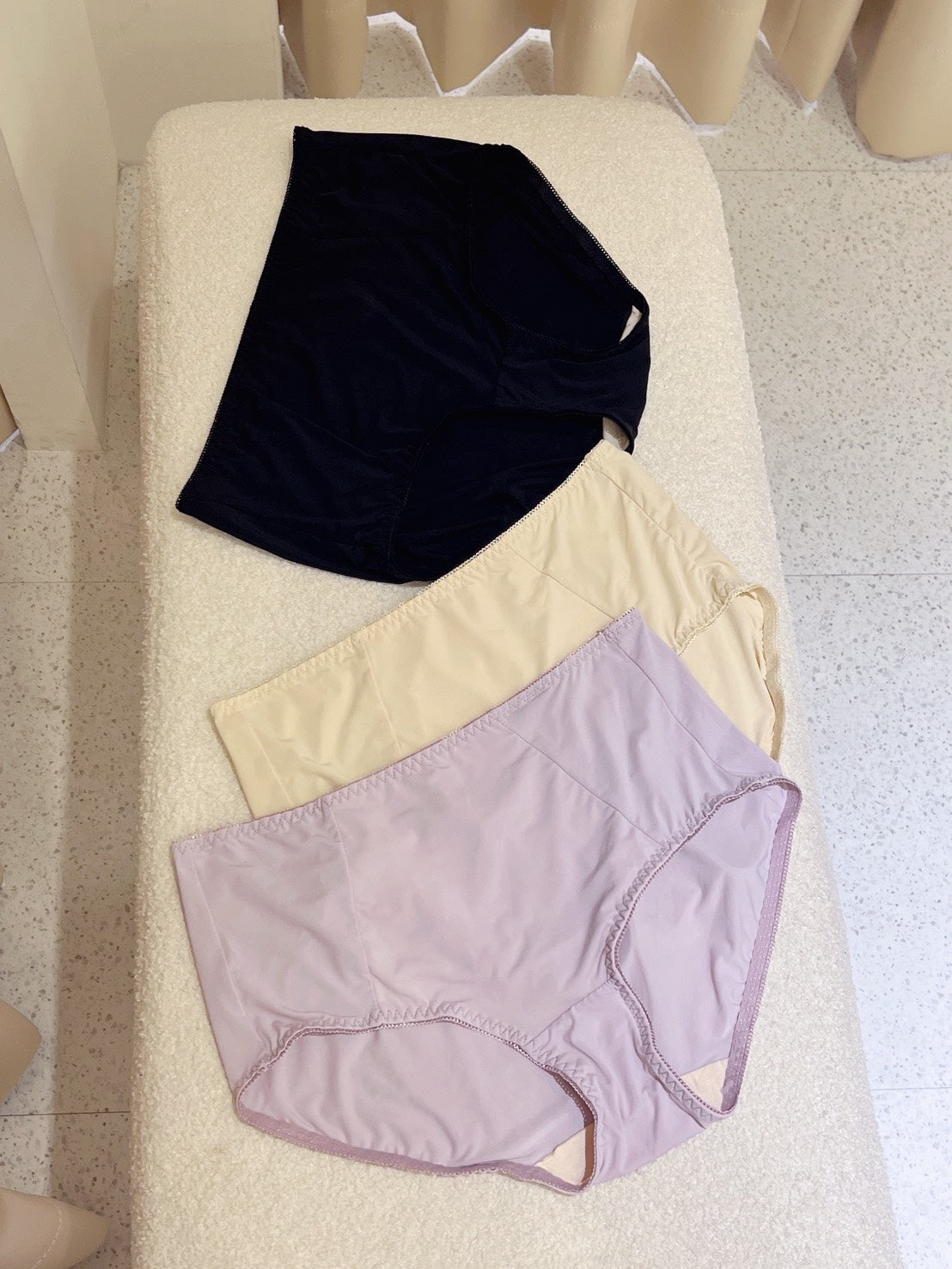 千茉同款素面內褲 三色 L~XL