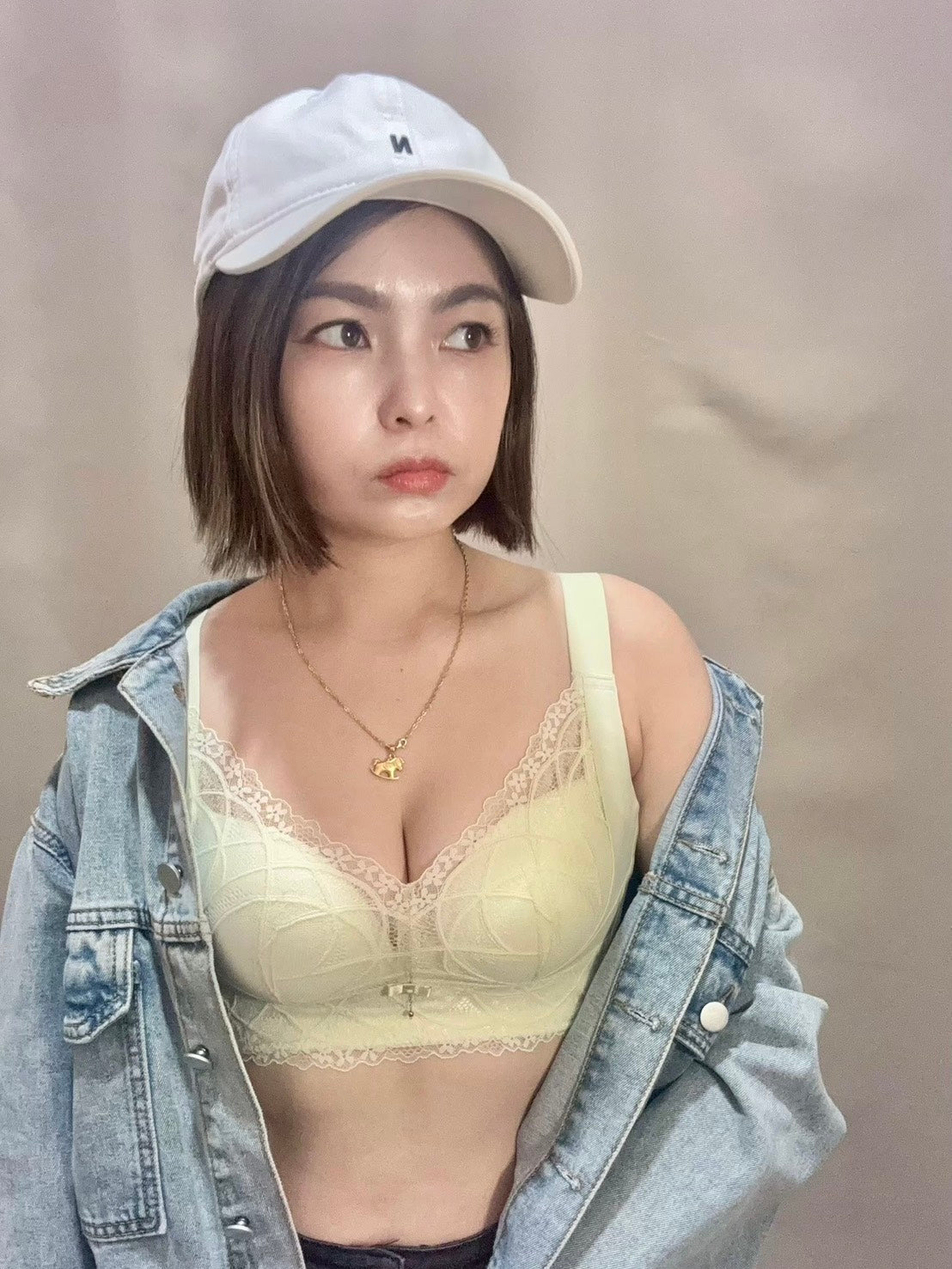 梨香 售完不補包副乳內衣 AB杯 茶綠色